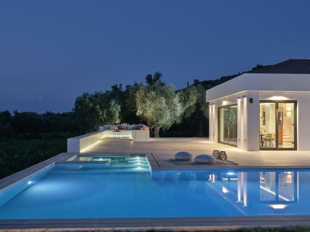 Drallos Luxury Villa Аликанас Экстерьер фото