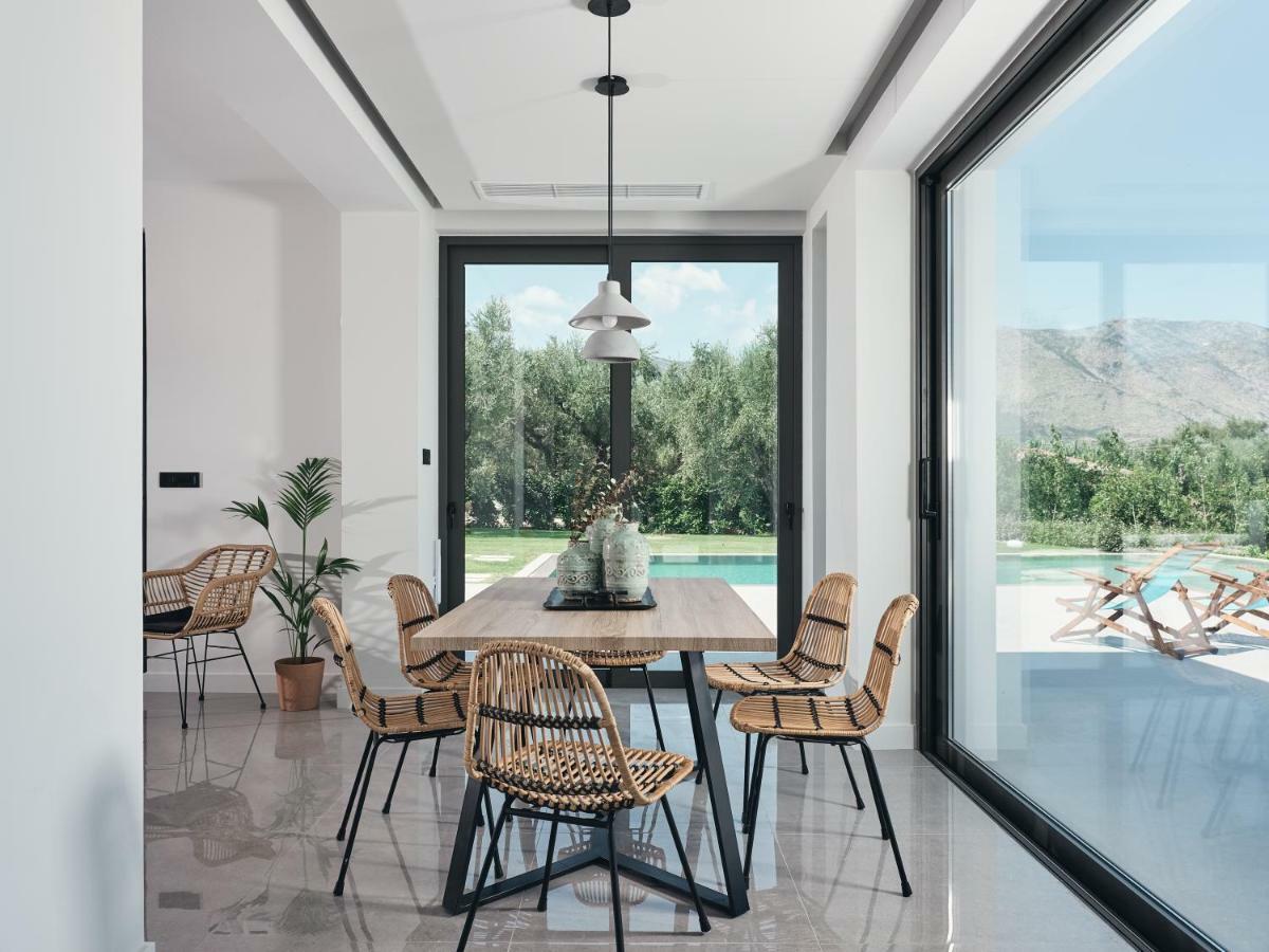 Drallos Luxury Villa Аликанас Экстерьер фото